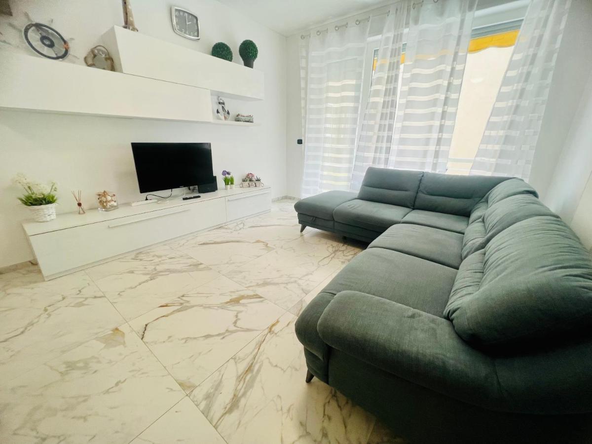 Suite Trilocale - Citta Della Musica -Casino San Remo Buitenkant foto